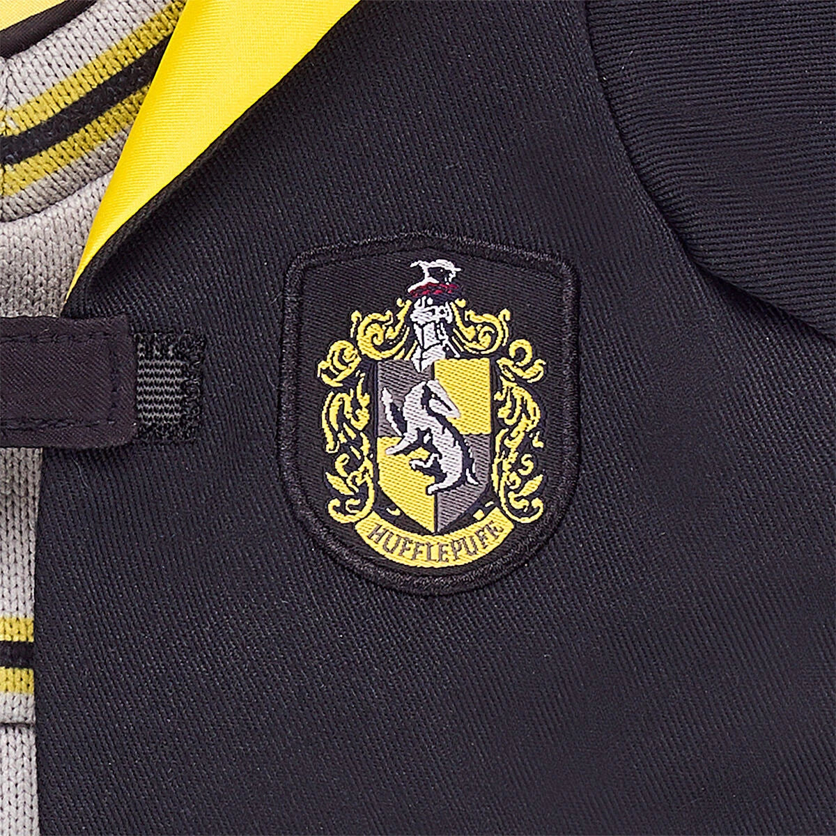 Hufflepuff House Robe for Stuffed Toys | Harry Potter at Build-A-Bear® - US 5731