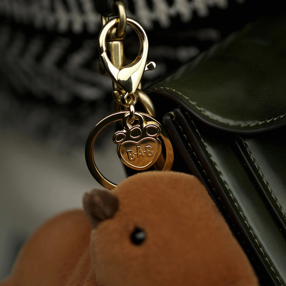Capybara Plush Bag Charm | Build-A-Bear - US 1218